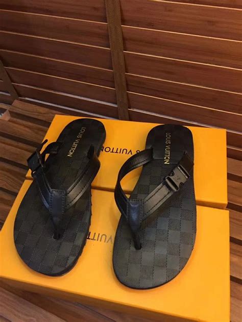 louis vuitton flip flops men's price